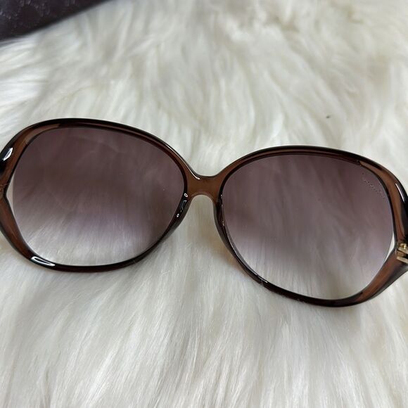 💯Authentic Gucci sunglasses-with box🍀 - Picture 9 of 12